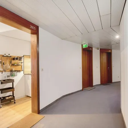 Global - View 28 Augsburg