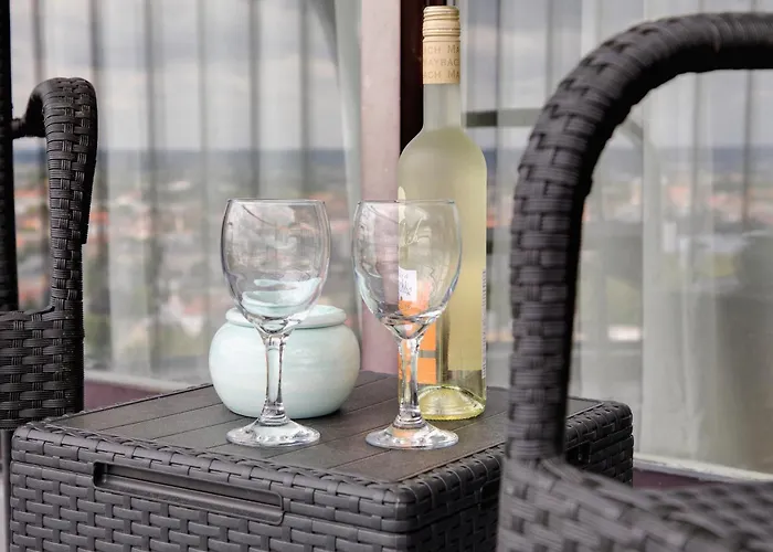 Apartment Global - View 28 *